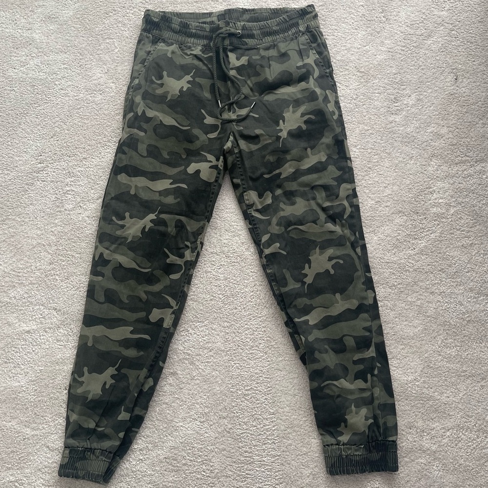 RDI camo joggers